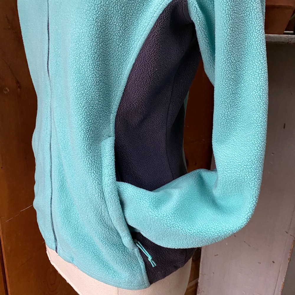 The North Face Zip Up Fleece Jacket - Picture 4 of 8